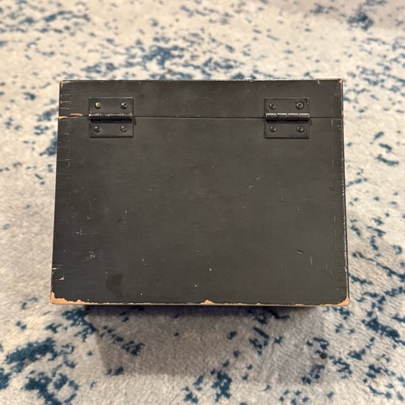 Vintage 1940s WEIS Wood Dovetailed RECIPE / INDEX CARD Box - 5.75" x 4.25" - Picture 5 of 7